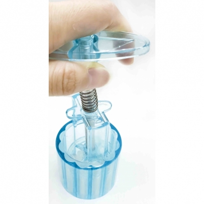 TR-048C-2 1.2兩 藍水晶手工糕餅模-方形 TR-048C-2 1.2兩 藍水晶手工糕餅模-方形