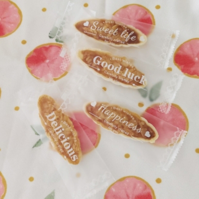 18716_0.jpg 18716_0.jpg